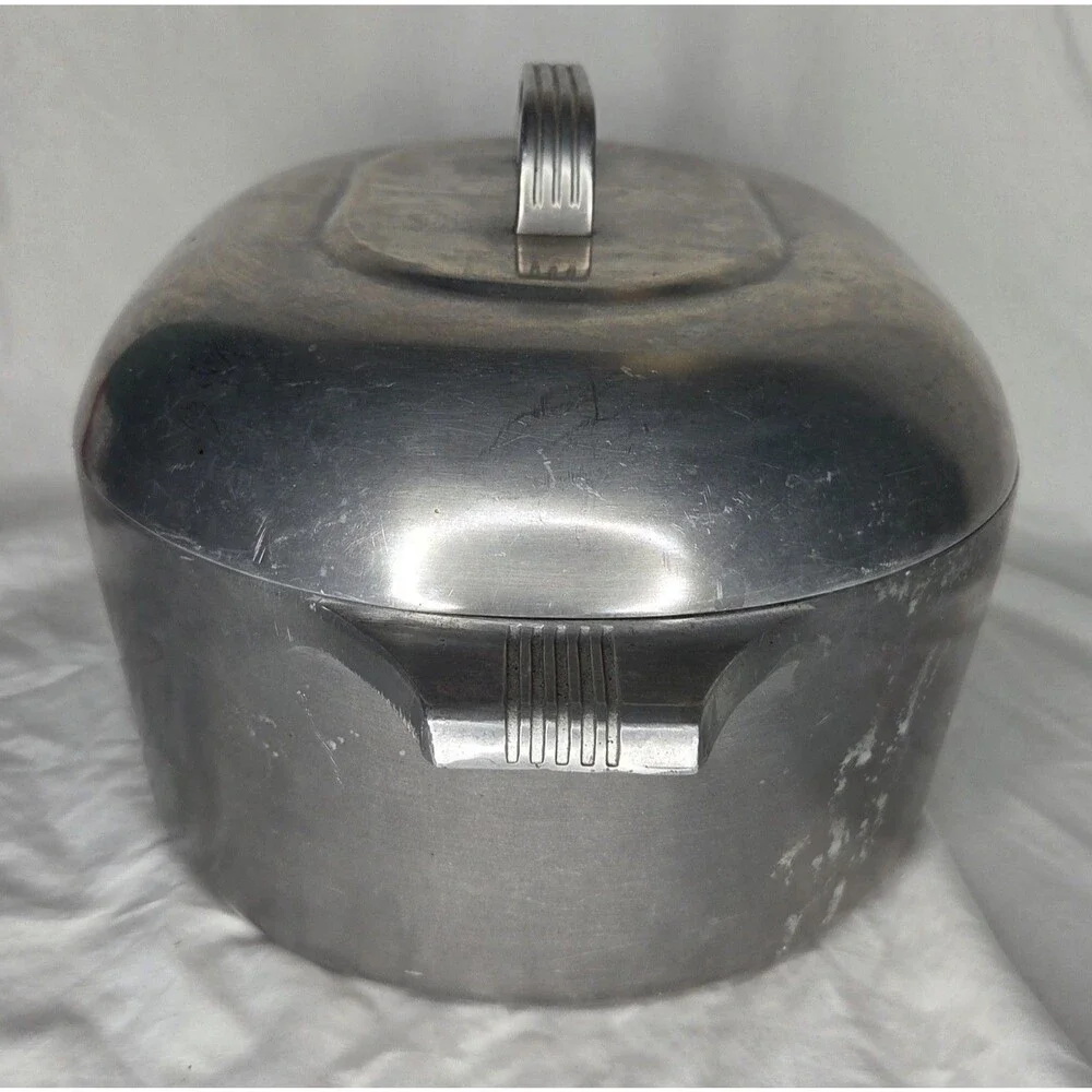 Wagner Ware/Magnalite vintage wagner